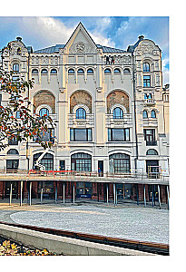 Галерея Москва. Шедевры знаменитых мастеров на улицах столицы